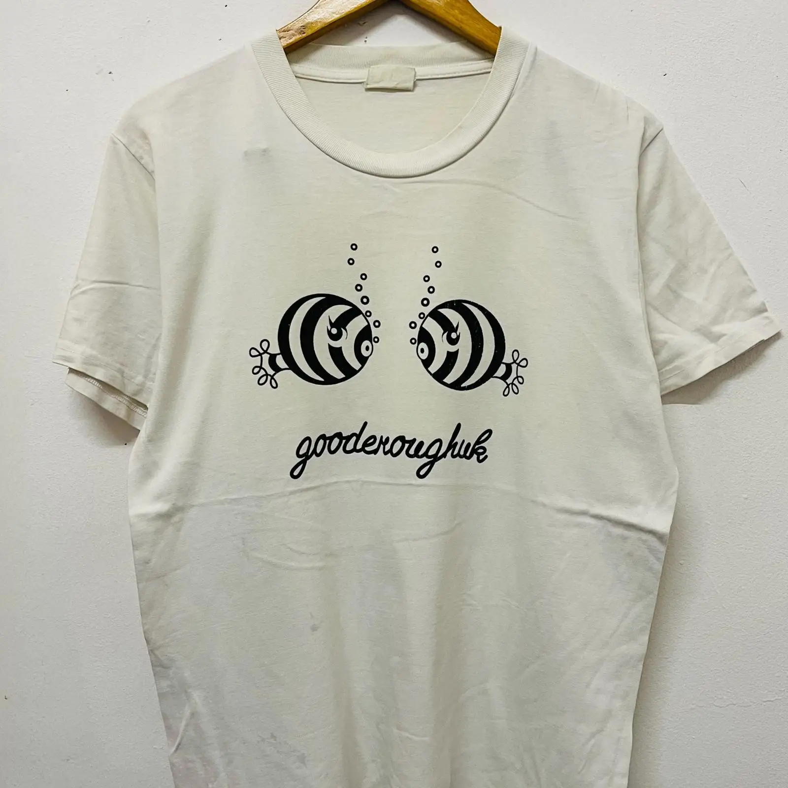 วินเทจ 00s Goodenough UK Hiros - Vintage Fashion Uk บทวิจารณ์และราคา