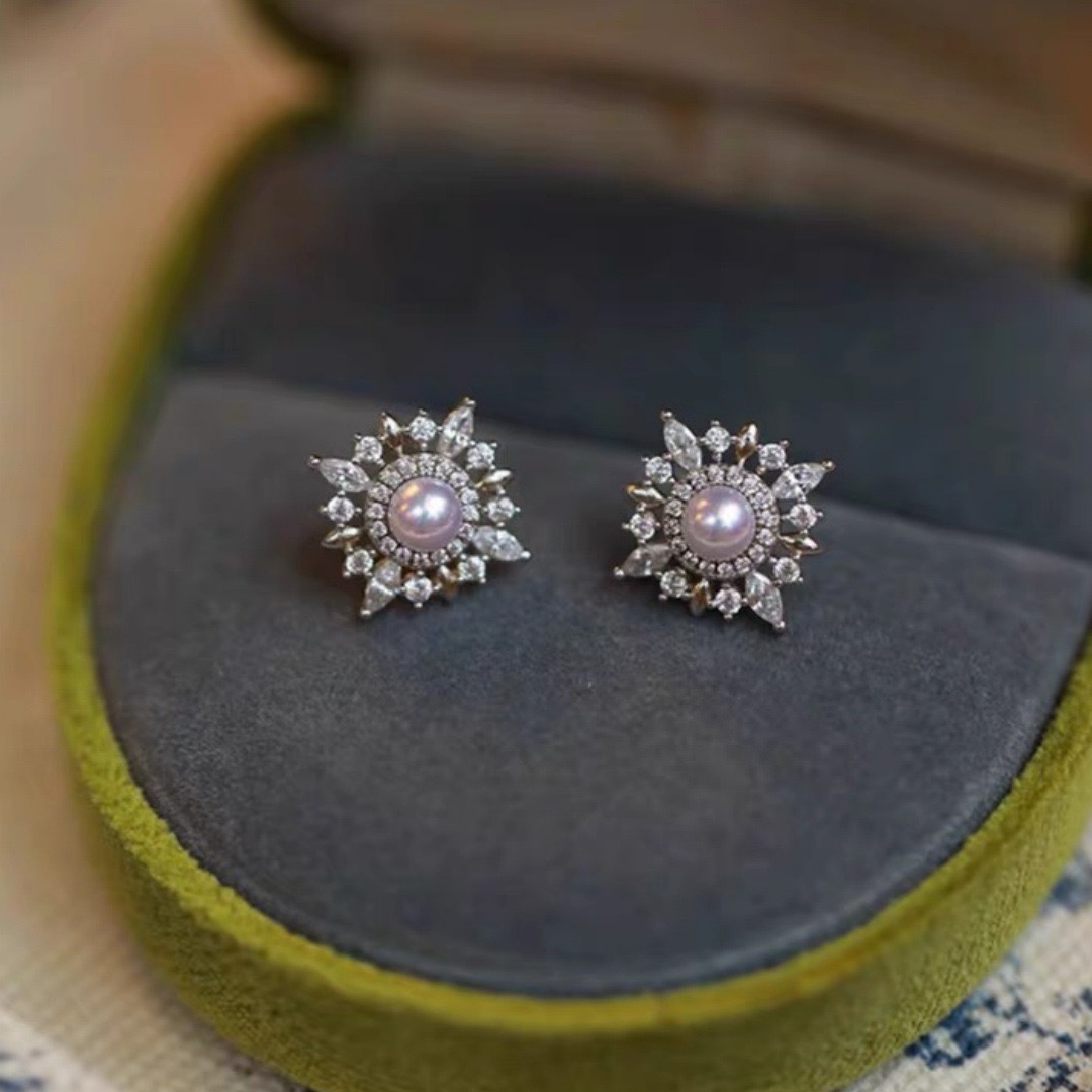 ต่างหูสตั๊ดลายดอกทานตะวันวินเท - Vintage Fashion Center บทวิจารณ์และราคา