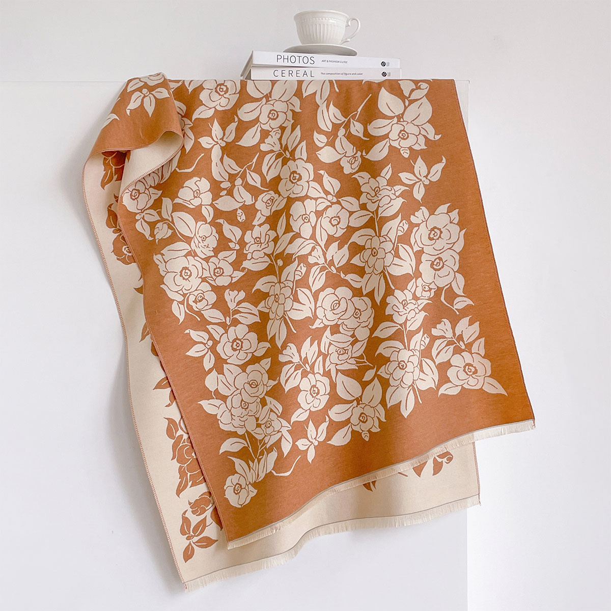 ผ้าพันคอแคชเมียร์ลายดอกไม้สไตล - Vintage Fashion Outfit บทวิจารณ์และราคา